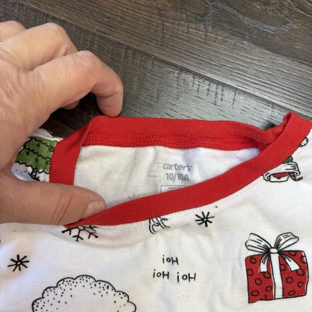Boys CHRISTMAS PAJAMAS size 10 CARTERS Snug Fit 2PC SLEEPWEAR cute Santa Holiday